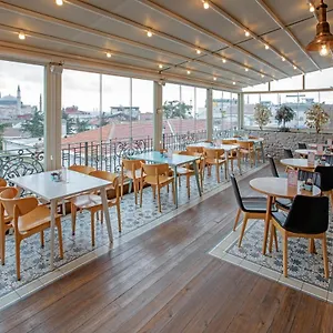 Nowy Efendi - Special Category Istanbulská provincie